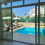 Alpine At Hisaroenue Oeluedeniz Ovacik 6+2, 12 People * Φετιγιέ