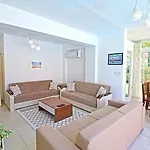 Βίλα Alpine At Hisaroenue Oeluedeniz Ovacik 6+2, 12 People