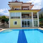 Alpine At Hisaroenue Oeluedeniz Ovacik 6+2, 12 People Φετιγιέ