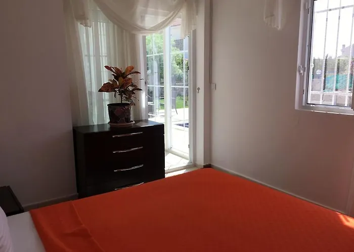 Vilă Alpine At Hisaroenue Oeluedeniz Ovacik 6+2, 12 People