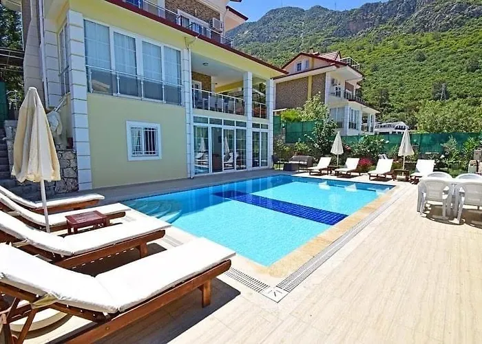 Alpine At Hisaroenue Oeluedeniz Ovacik 6+2, 12 People Vilă Fethiye