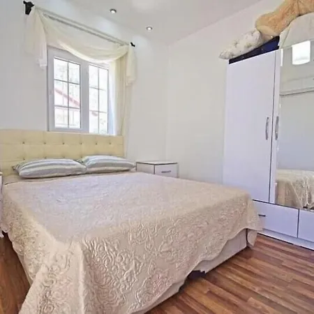 Alpine At Hisarönü ölüdeniz Ovacık 6+2, 12 People *