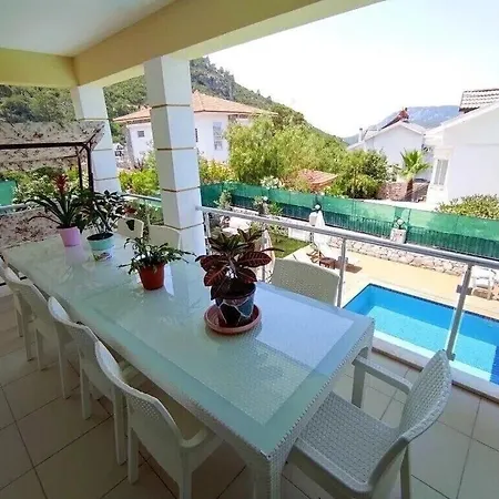 Vilă Alpine At Hisaroenue Oeluedeniz Ovacik 6+2, 12 People Fethiye