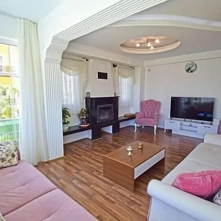 Alpine At Hisaroenue Oeluedeniz Ovacik 6+2, 12 People Фетхие