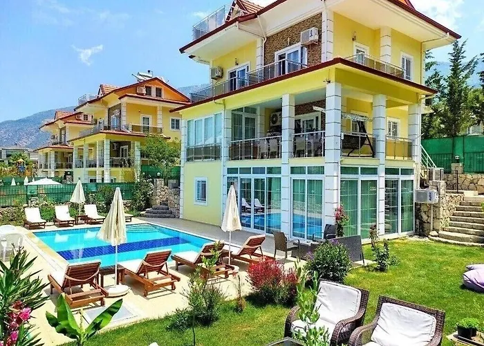 Alpine At Hisaroenue Oeluedeniz Ovacik 6+2, 12 People Vila Fethiye