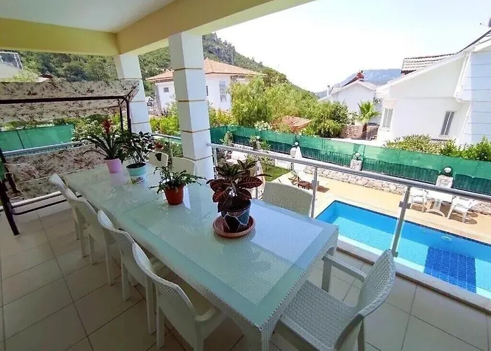 Vila Alpine At Hisaroenue Oeluedeniz Ovacik 6+2, 12 People Fethiye