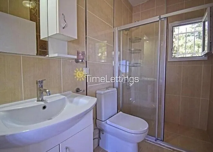 Alpine At Hisaroenue Oeluedeniz Ovacik 6+2, 12 People Vila