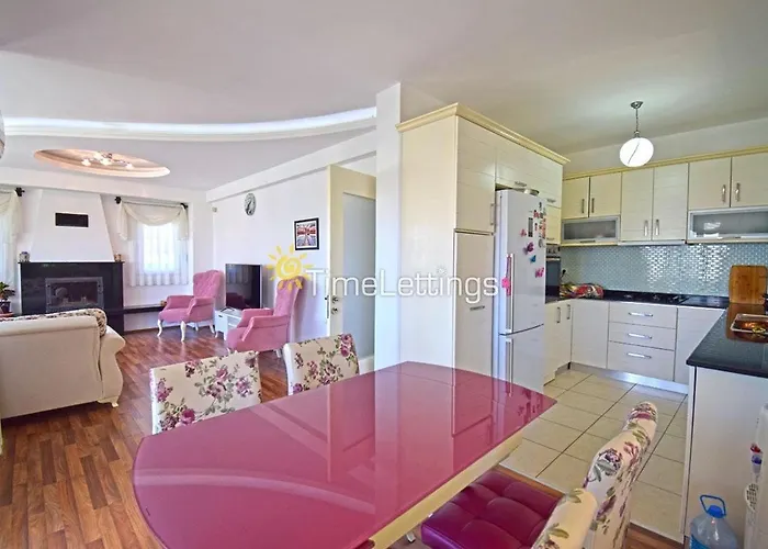 Alpine At Hisaroenue Oeluedeniz Ovacik 6+2, 12 People Vila