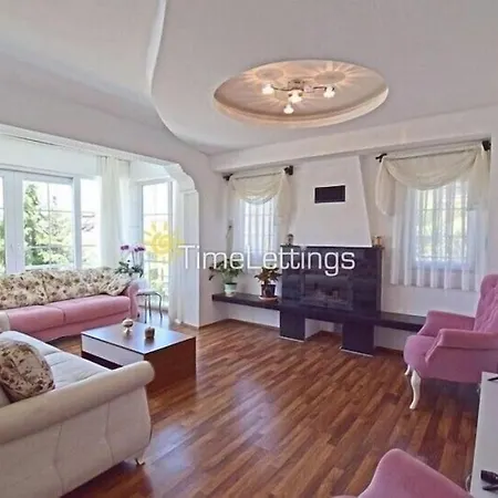 Alpine At Hisaroenue Oeluedeniz Ovacik 6+2, 12 People *